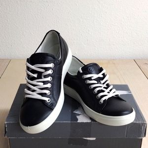 ECCO Women's SOFT CLASSIC LEATHER SNEAKERS!